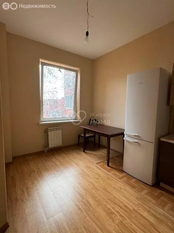 2-комнатная квартира: Волгоград, Ангарская улица, 71 (83 м) - Фото 1