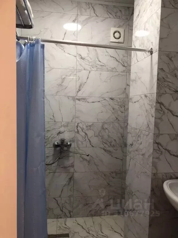 Комната Дагестан, Каспийск просп. Акулиничева, 23к2 - Фото 1