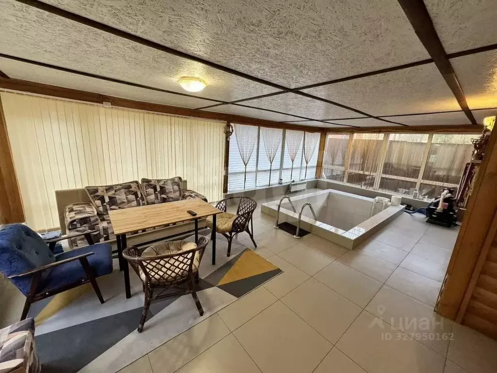 Дом в Тюменская область, Тобольск ул. Чулкова, 94 (167 м) - Фото 0