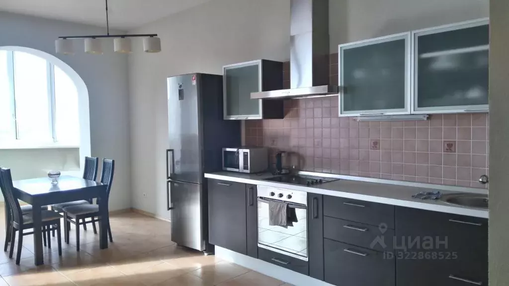 2-к кв. Волгоградская область, Волгоград ул. Маршала Чуйкова, 55 (93.0 ... - Фото 1