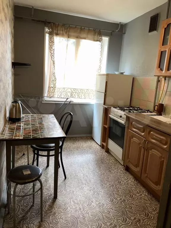 3-к. квартира, 58 м, 2/9 эт. - Фото 0