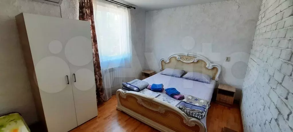 Комната 35 м в 1-к., 2/2 эт. - Фото 0