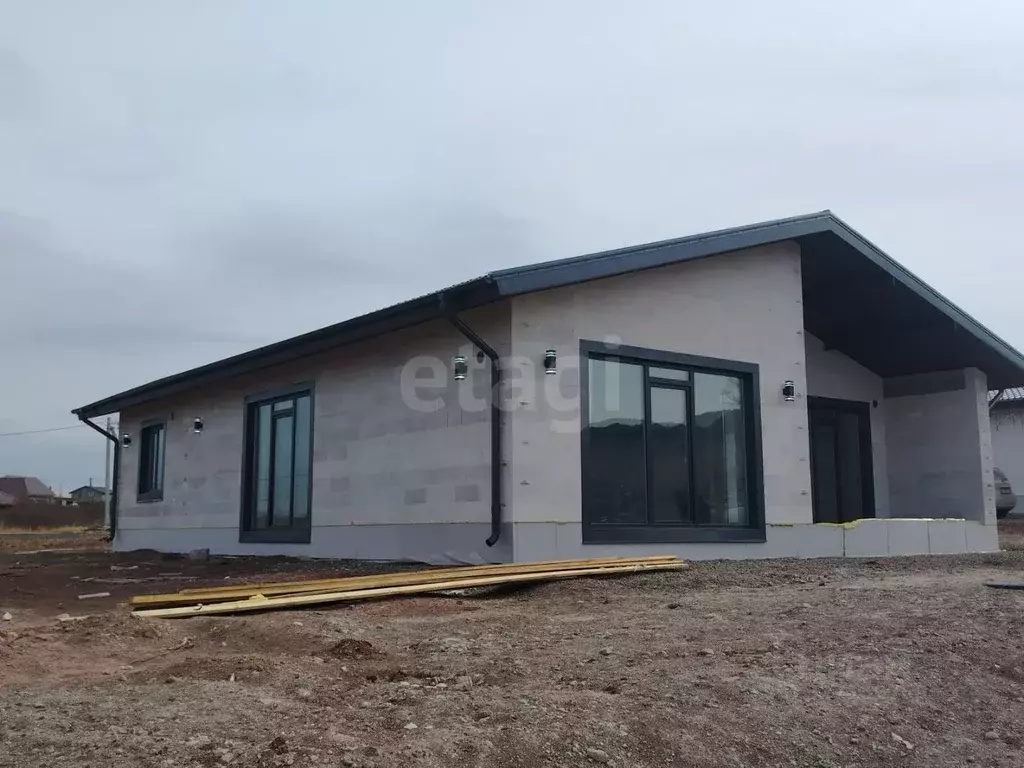Дом в Красноярский край, Красноярск Куйсумская ул., 51 (150 м) - Фото 2