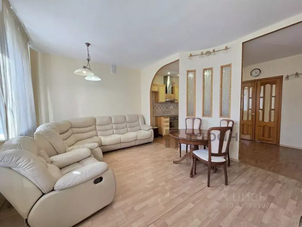 3-к кв. Челябинская область, Челябинск ул. Елькина, 76а (115.7 м) - Фото 2