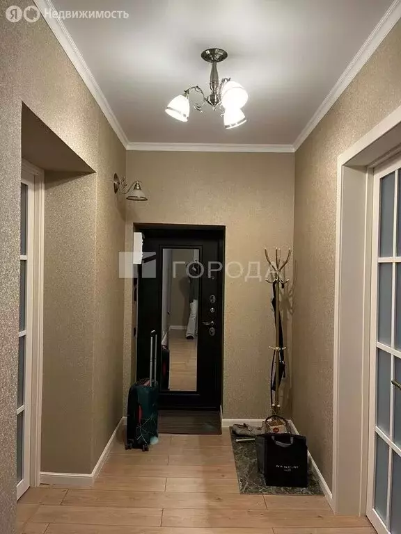 3-комнатная квартира: Новосибирск, улица Чаплыгина, 48 (77.4 м) - Фото 1