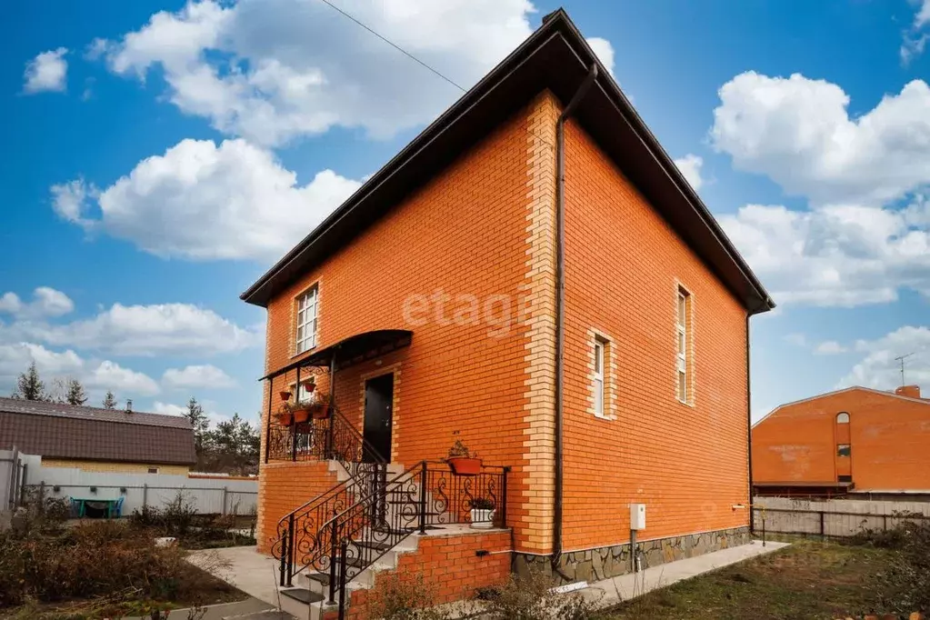 Дом в Тюменская область, Тюмень ул. Степана Третьякова (282 м) - Фото 1