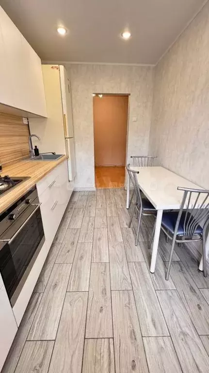 2-к. квартира, 50 м, 5/5 эт. - Фото 1