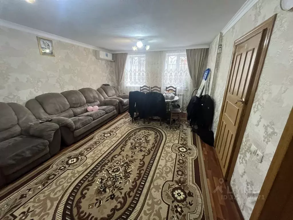 Дом в Северная Осетия, Владикавказ ул. Братьев Щукиных, 22 (45 м) - Фото 1