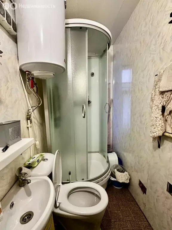 2-комнатная квартира: посёлок Лайский Док, Центральная улица, 14 (48 ... - Фото 1