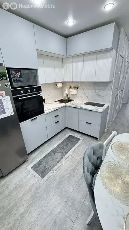 4-комнатная квартира: Братск, улица Гагарина, 91 (78.2 м) - Фото 1