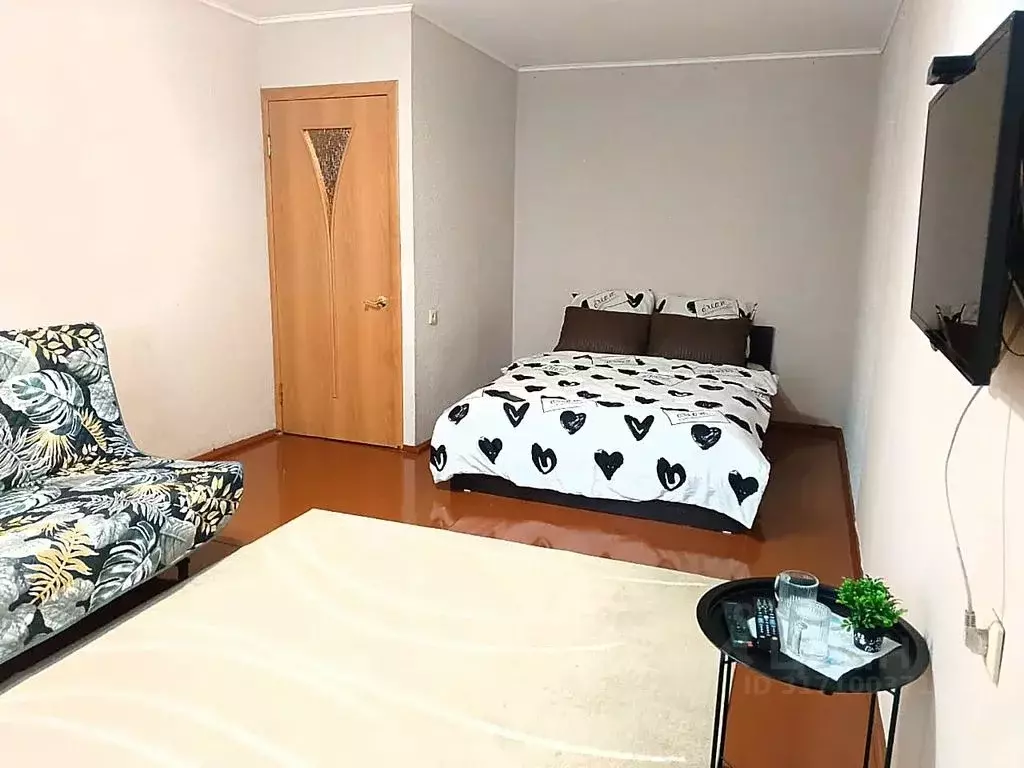 1-к кв. Свердловская область, Камышлов Ленинградская ул., 26 (35.0 м) - Фото 0