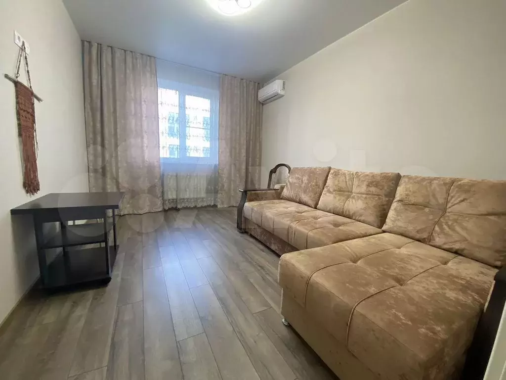 1-к. квартира, 35 м, 1/3 эт. - Фото 0