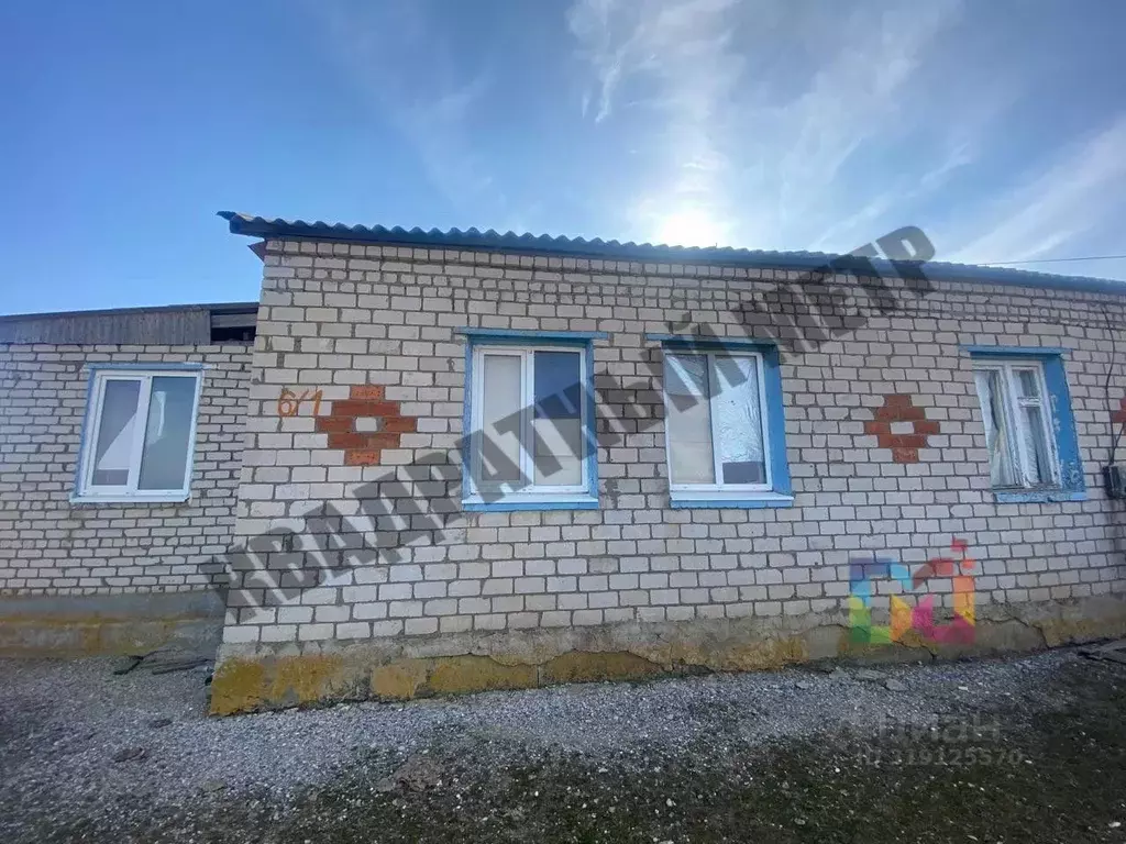 3-к кв. Калмыкия, Октябрьский район, пос. Джангар, 10-й кв-л  (70.0 м) - Фото 0