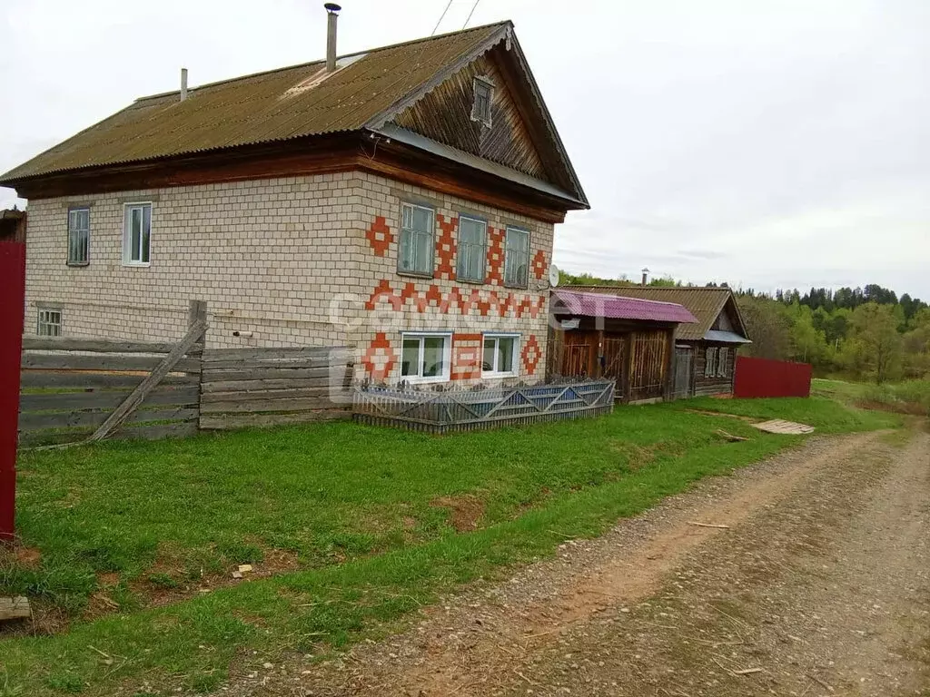 Дом в Малопургинский район, деревня Карашур, Лесная улица (143.7 м) - Фото 1