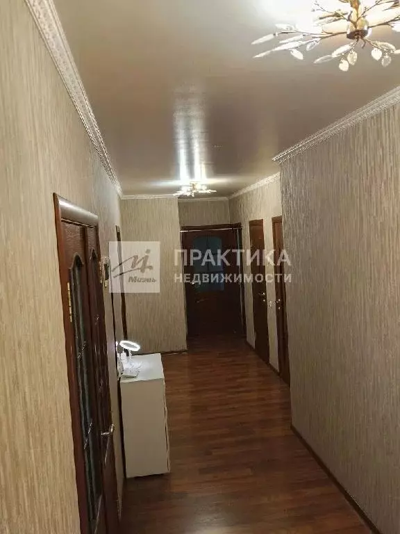 Продается 3-комнатная квартира - Фото 1