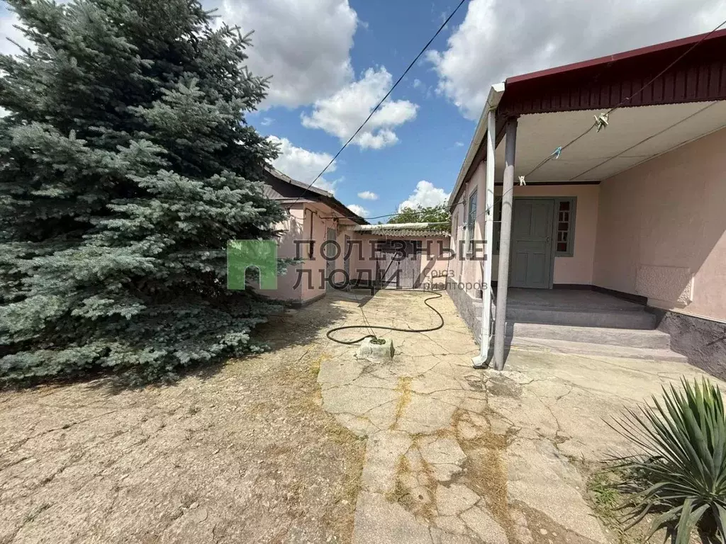 Дом в Краснодарский край, Крымский район, с. Киевское  (80 м) - Фото 1