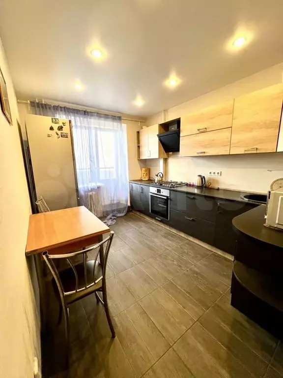 1-к. квартира, 39 м, 4/9 эт. - Фото 0