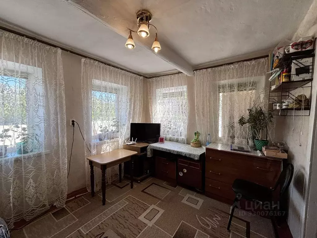 Дом в Краснодарский край, Кущевская ст-ца ул. Демьяна Бедного (27 м) - Фото 2