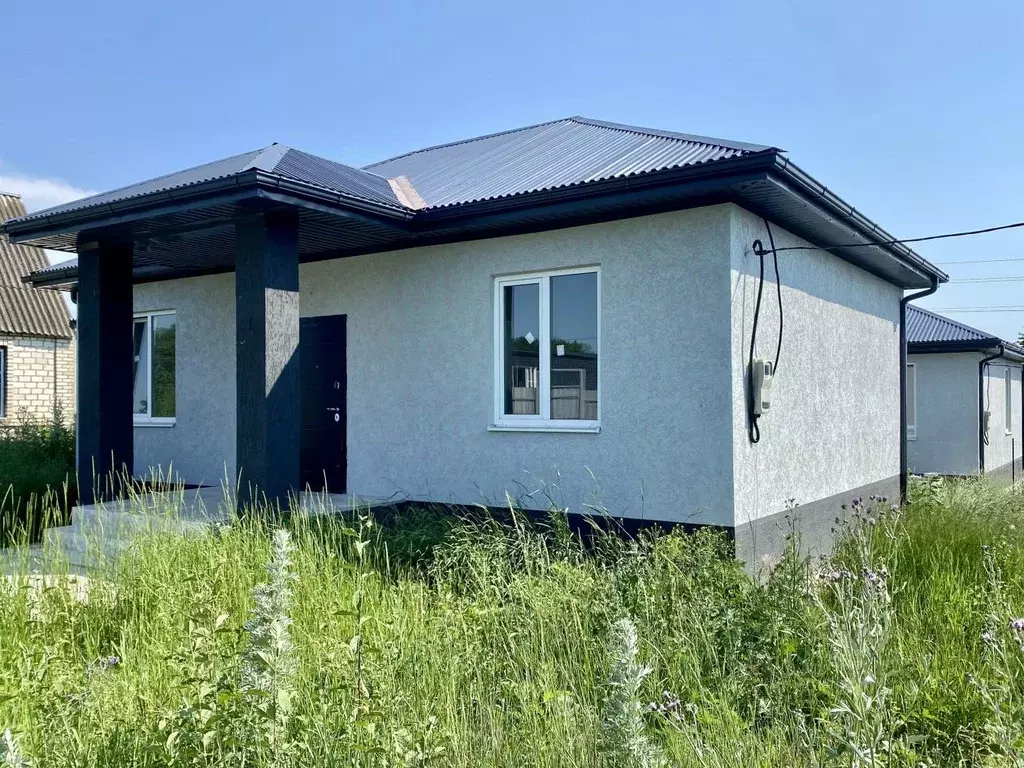 Дом в Краснодарский край, Темрюк ул. Анджиевского (90 м) - Фото 1