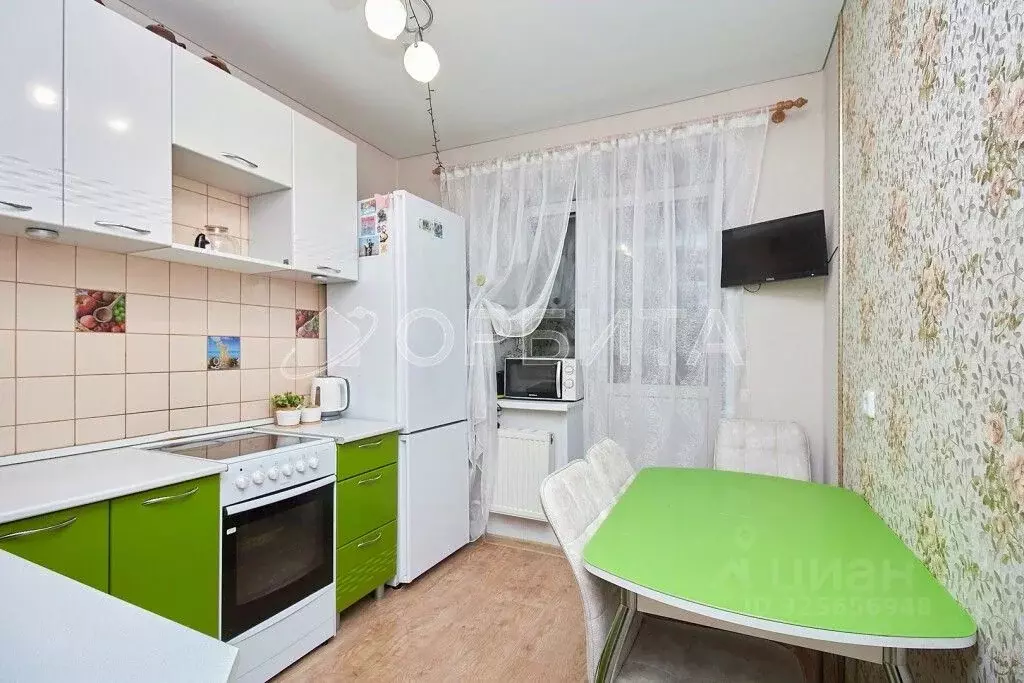 1-к кв. Тюменская область, Тюмень Малая Боровская ул., 28 (35.2 м) - Фото 1