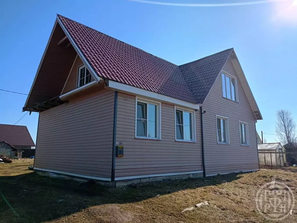 Дом в Ленинградская область, Волхов Валим мкр,  (160 м) - Фото 1