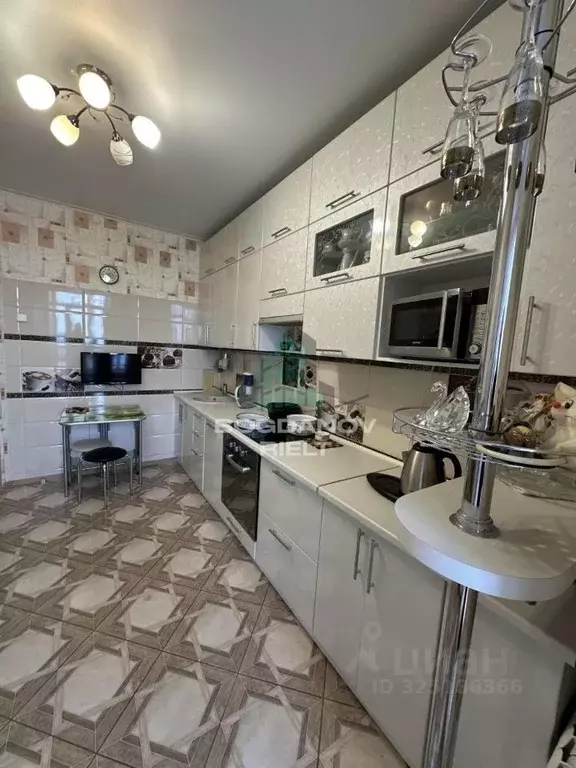 1-к кв. Омская область, Омск ул. Красный Путь, 105к3 (45.0 м) - Фото 2