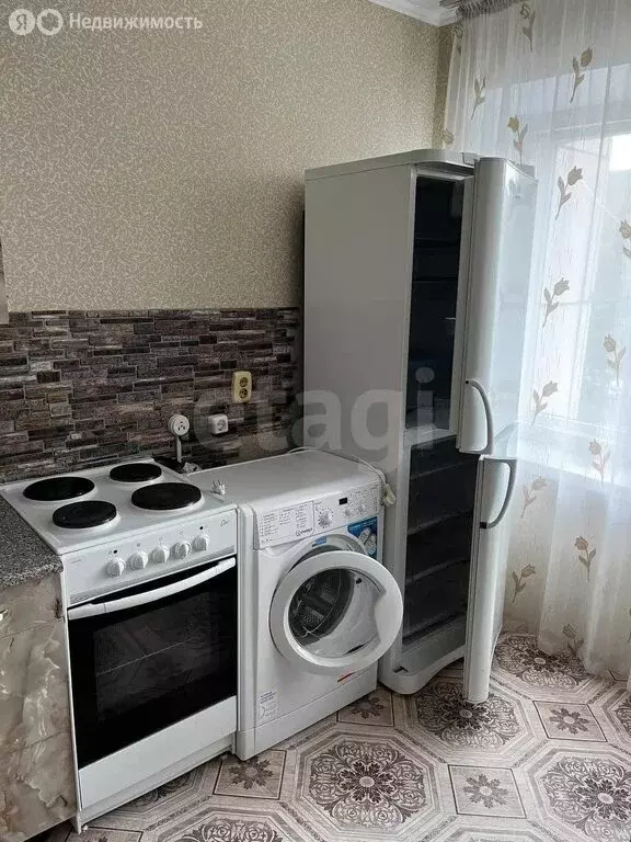 1-комнатная квартира: Миасс, проспект Октября, 4 (28 м) - Фото 1