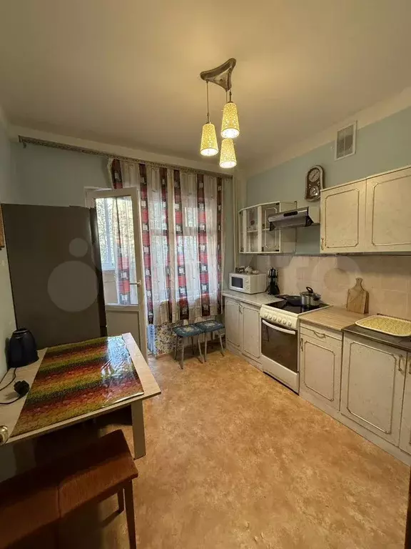 1-к. квартира, 38 м, 2/5 эт. - Фото 0
