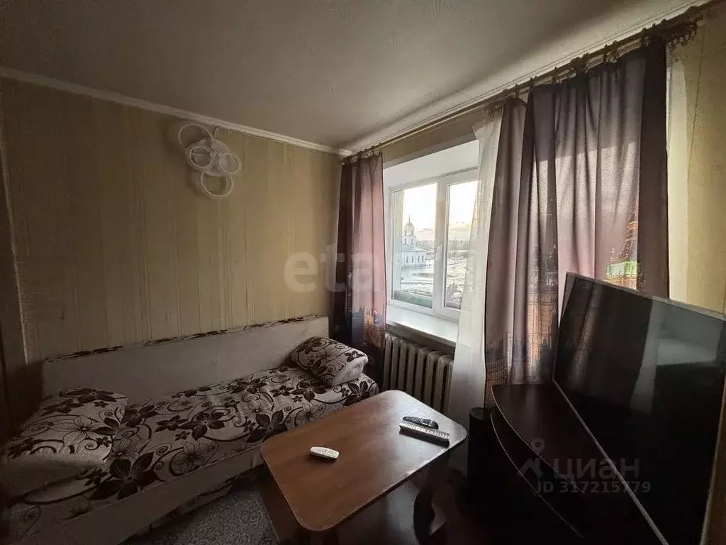 2-к кв. Псковская область, Остров ул. Ленина, 3 (40.1 м) - Фото 0