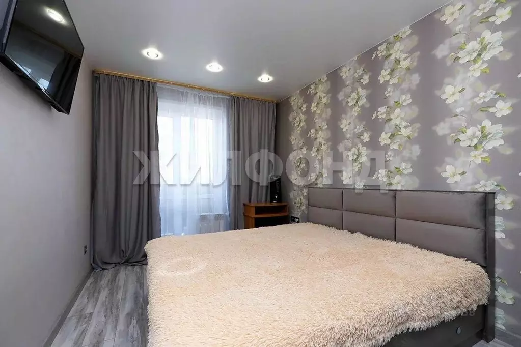 3-к кв. Новосибирская область, Новосибирск ул. Николая Сотникова, 9 ... - Фото 2