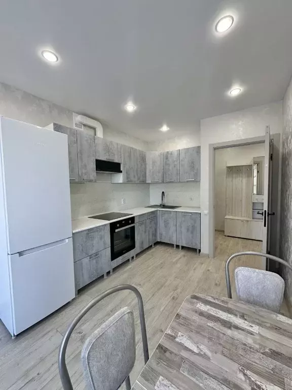 1-к кв. Татарстан, с. Высокая Гора ул. Хасана Шайдуллина, 2 (36.0 м) - Фото 1