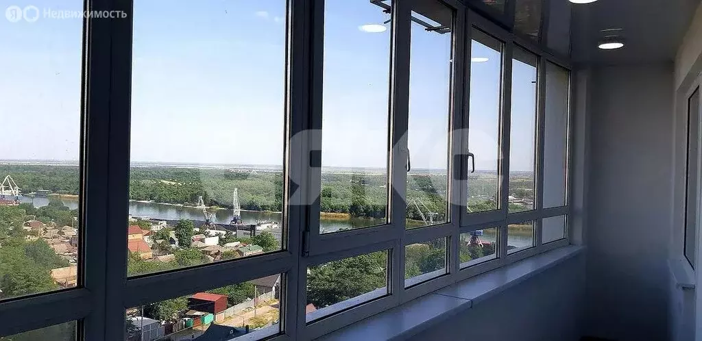 1-комнатная квартира: Ростов-на-Дону, Нижегородская улица, 31/2 (55 м) - Фото 0