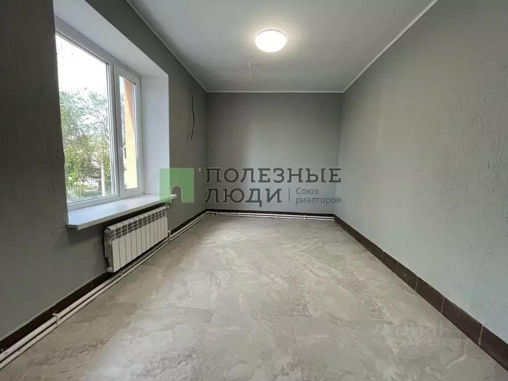 Комната Самарская область, Сызрань Базарная пл., 10 (17.0 м) - Фото 1