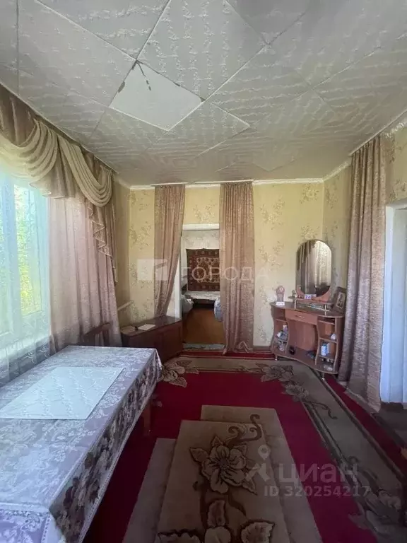 Дом в Алтайский край, Шипуновский район, Тугозвоновский сельсовет, с. ... - Фото 1