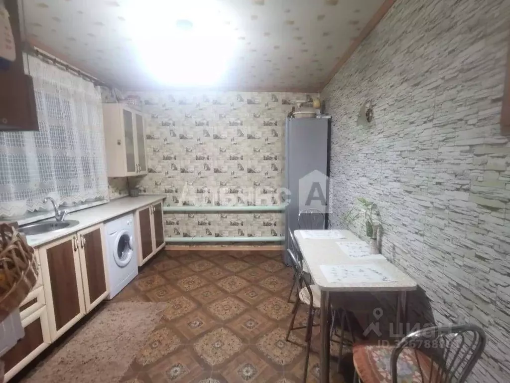 Дом в Ростовская область, Белая Калитва ул. Петрова (72 м) - Фото 1