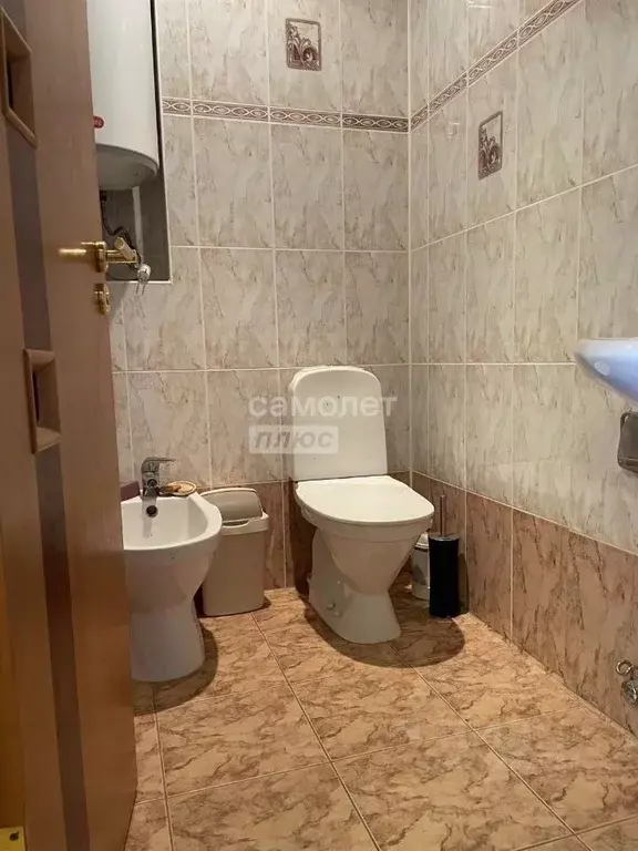 4-к кв. Липецкая область, Липецк ул. Имени Мичурина, 22А (128.9 м) - Фото 2