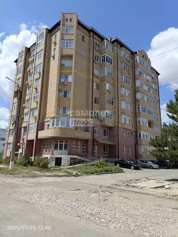 Помещение свободного назначения в Калмыкия, Элиста ул. А. Сусеева, 23 ... - Фото 0