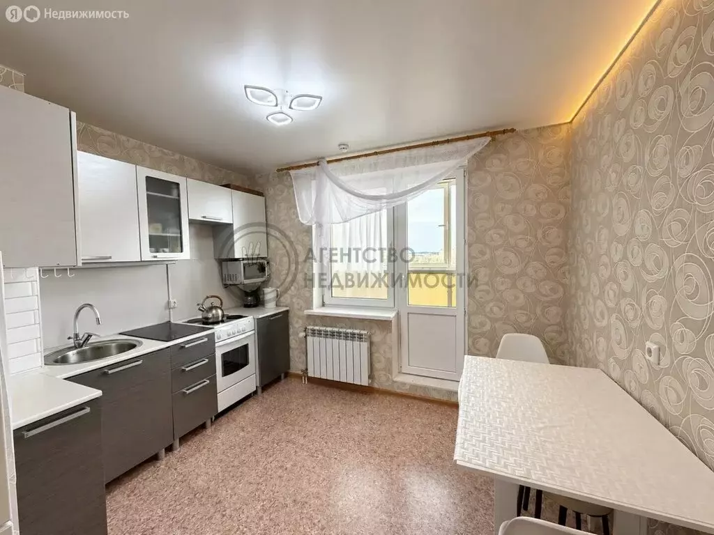 1-комнатная квартира: Казань, улица Нурихана Фаттаха, 21/1 (36 м) - Фото 1