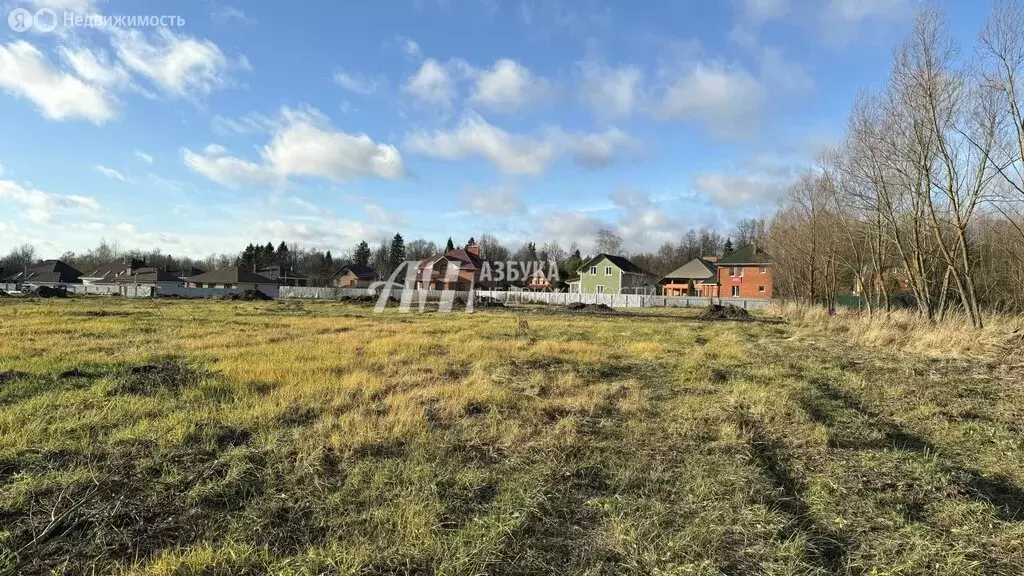 Участок в село Марфино, Рождественская улица (5.6 м) - Фото 1