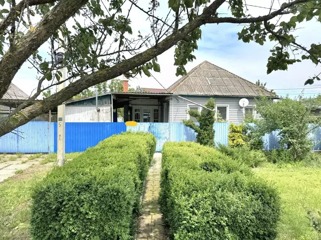Дом в Краснодарский край, Белореченск пл. Центральная (60 м) - Фото 1