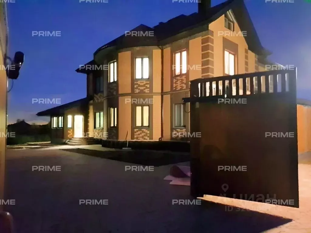 Коттедж в Московская область, Одинцовский городской округ, д. ... - Фото 1