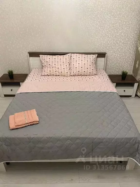 1-к кв. Брянская область, Брянск Белобережская ул., 20 (50.0 м) - Фото 1