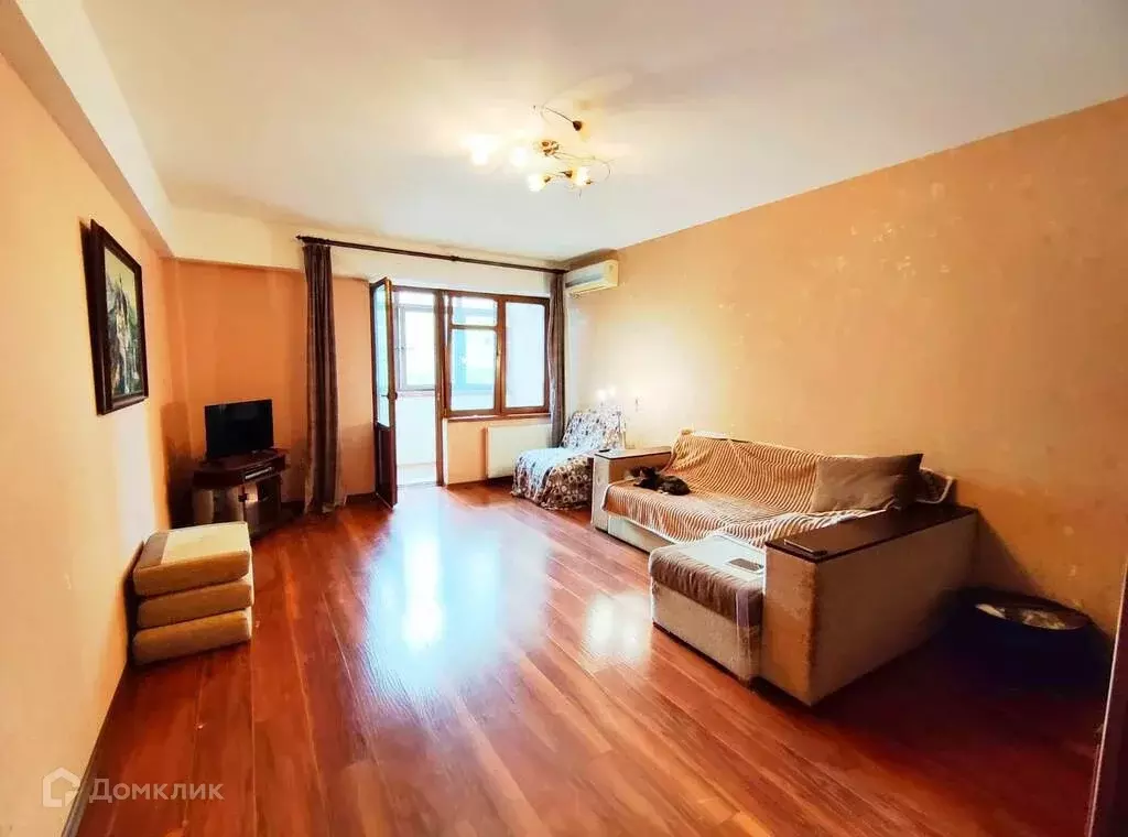 Продаётся 1-к квартира, 69.6 м - Фото 1