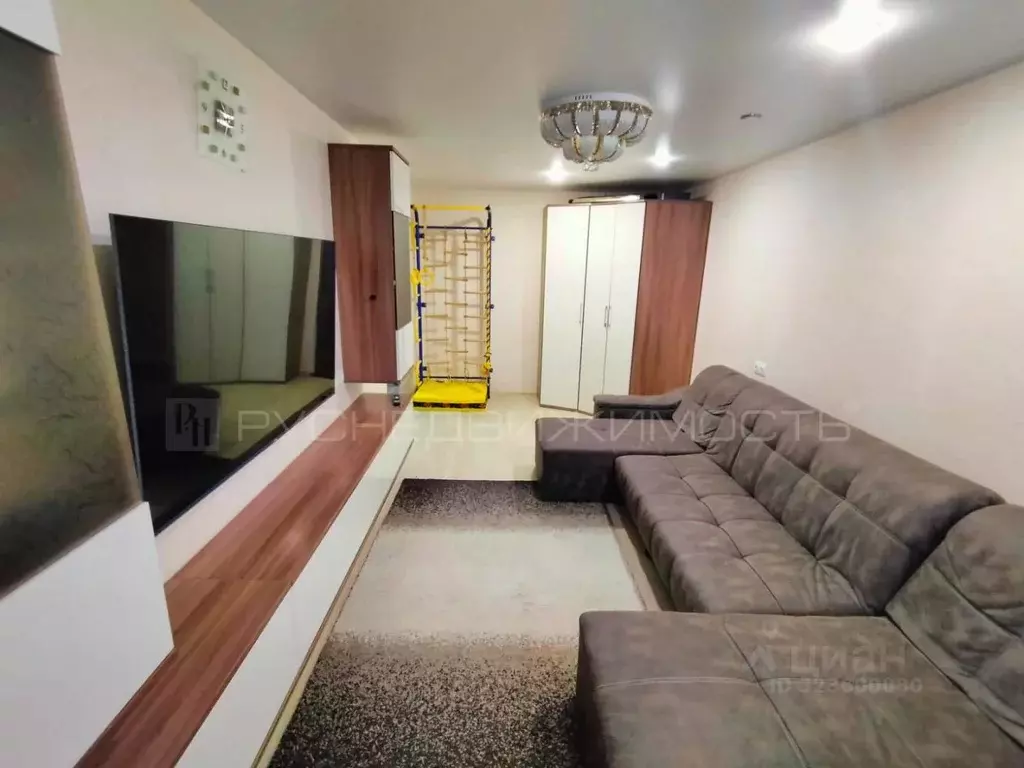 3-к кв. Кировская область, Киров Московская ул., 211 (84.8 м) - Фото 2