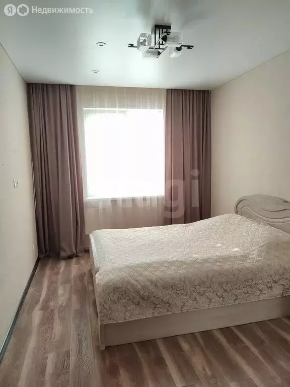 3-комнатная квартира: Омск, улица Кирова, 12 (68 м) - Фото 2