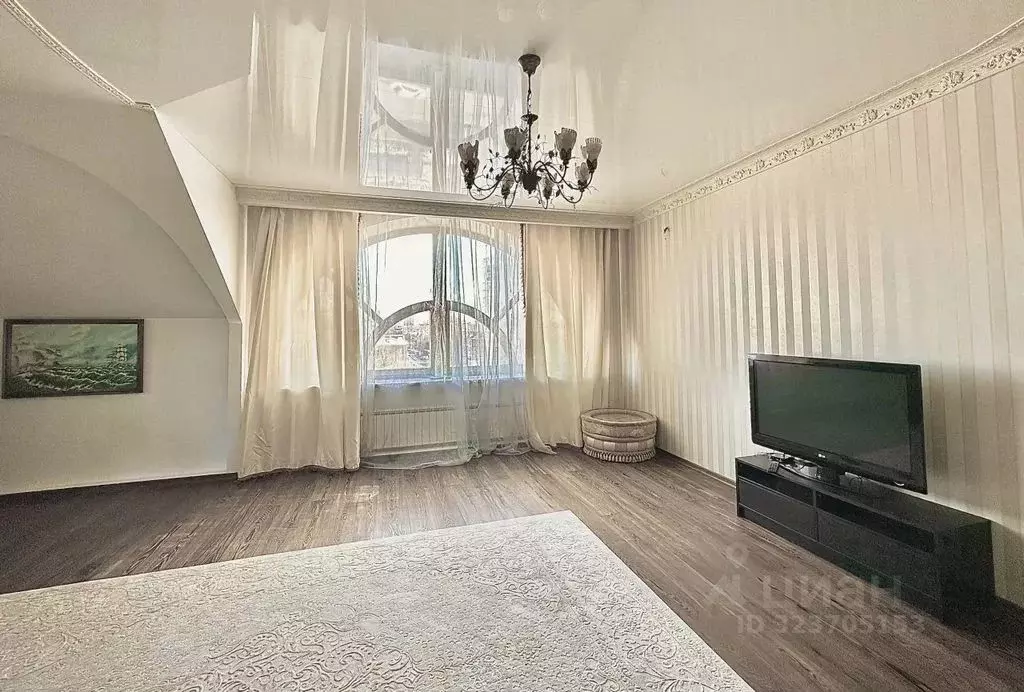 4-к кв. Татарстан, Казань ул. Нурсултана Назарбаева, 10 (180.0 м) - Фото 2