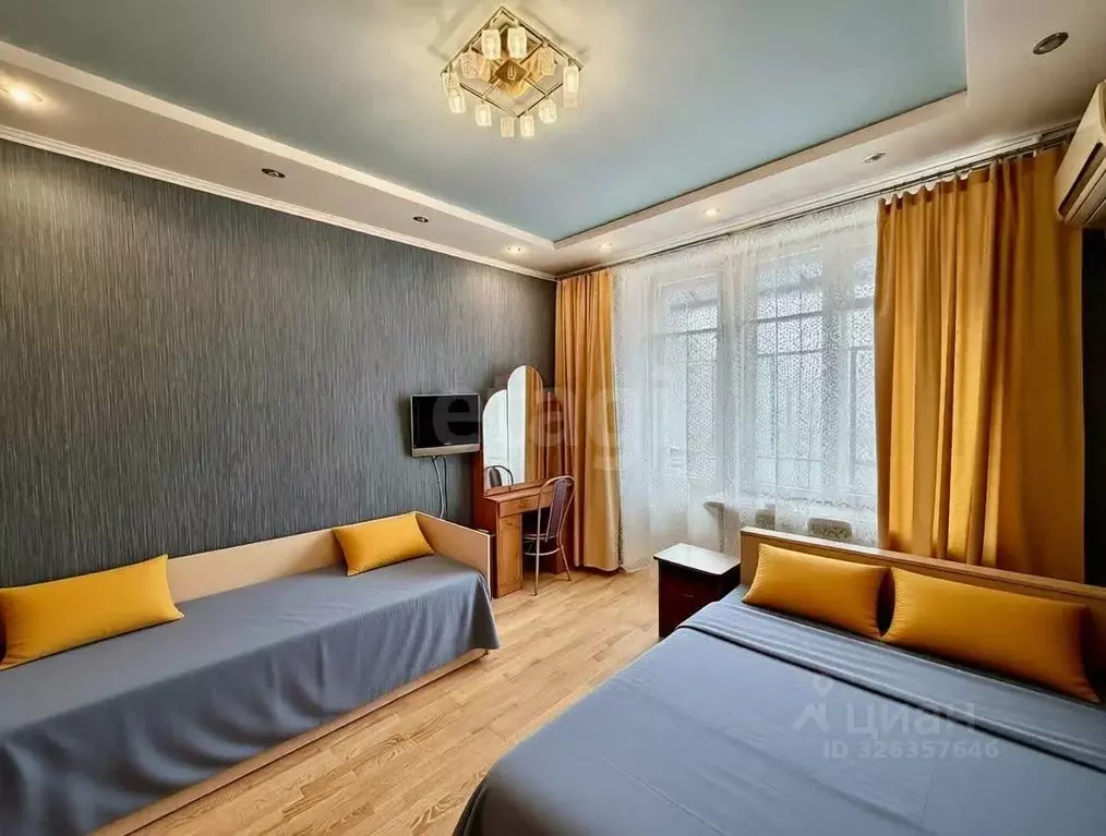 3-к кв. Оренбургская область, Оренбург ул. 8 Марта, 1В (85.0 м) - Фото 1