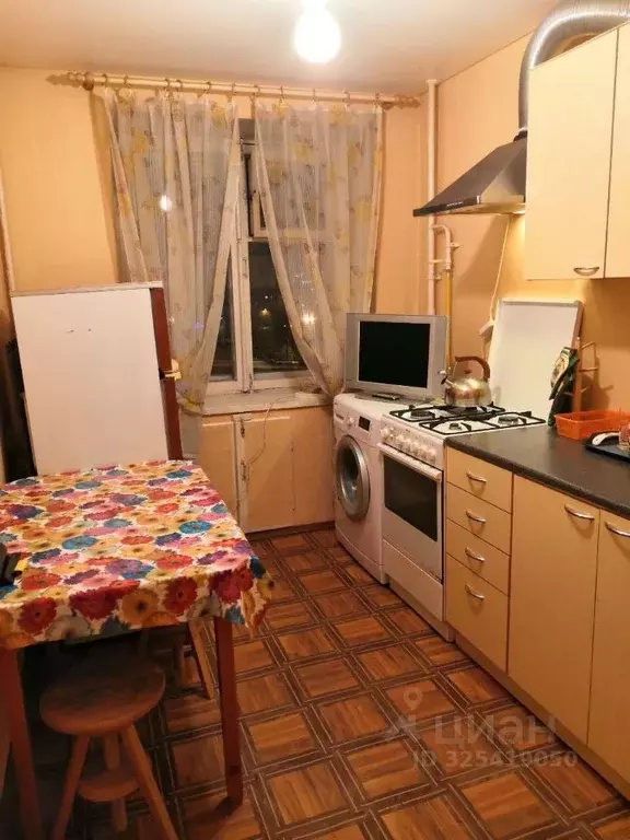 1-к кв. Мурманская область, Мурманск ул. Свердлова, 2к5 (62.0 м) - Фото 1