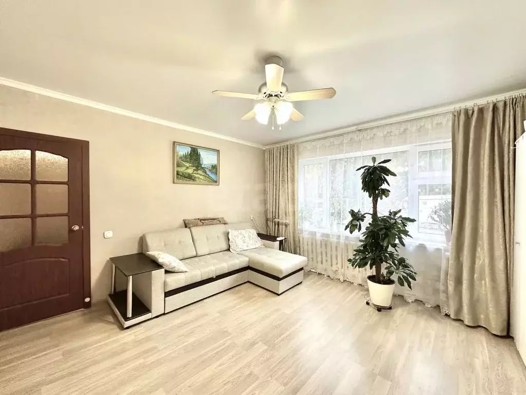 2-к кв. Ханты-Мансийский АО, Ханты-Мансийск ул. Гагарина, 29 (57.4 м) - Фото 1