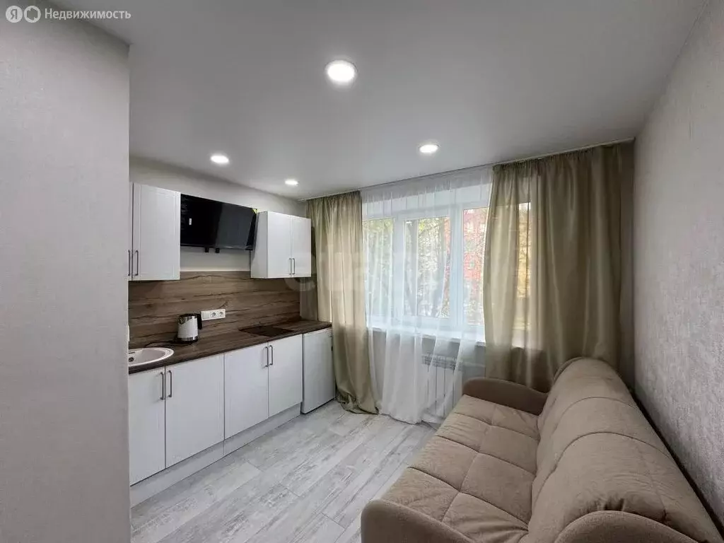 Квартира-студия: Калининград, Красная улица, 136 (13.2 м) - Фото 0